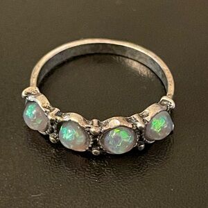 Women simulated opal silver plated ring size 6.75
